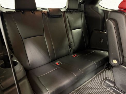 Used 2023 Toyota Highlander XSE image 18
