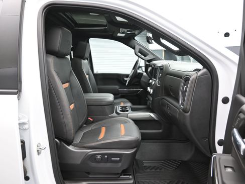 Used 2023 GMC Sierra 2500 AT4 w/ AT4 Premium Plus Package image 13