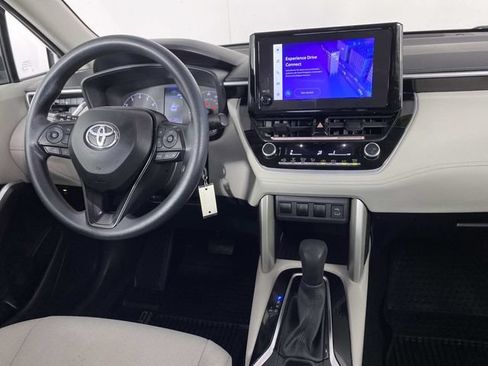 Used 2024 Toyota Corolla Cross L AWD/4WD image 13