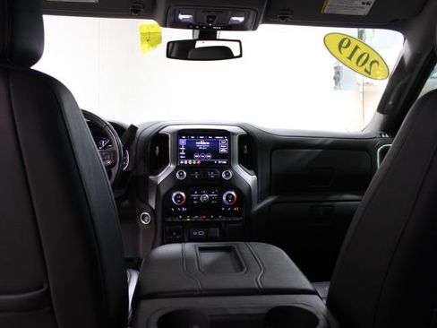 Used 2019 GMC Sierra 1500 SLT AWD/4WD image 33