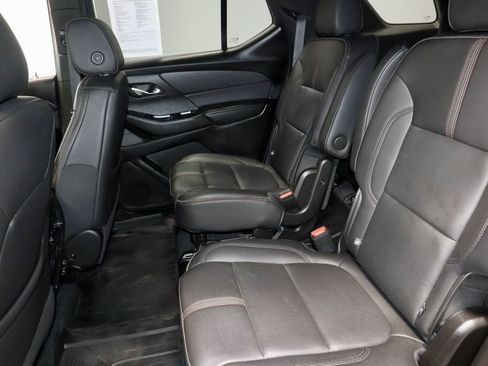 Used 2023 Chevrolet Traverse RS w/ LPO, Floor Liner Package AWD/4WD image 23