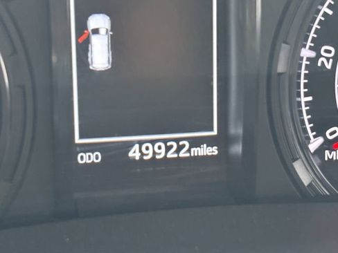 Used 2021 Toyota 4Runner SR5 image 7