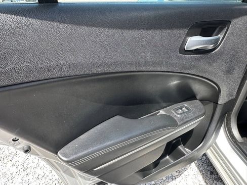 Used 2020 Dodge Charger SXT w/ Leather Interior Group image 26