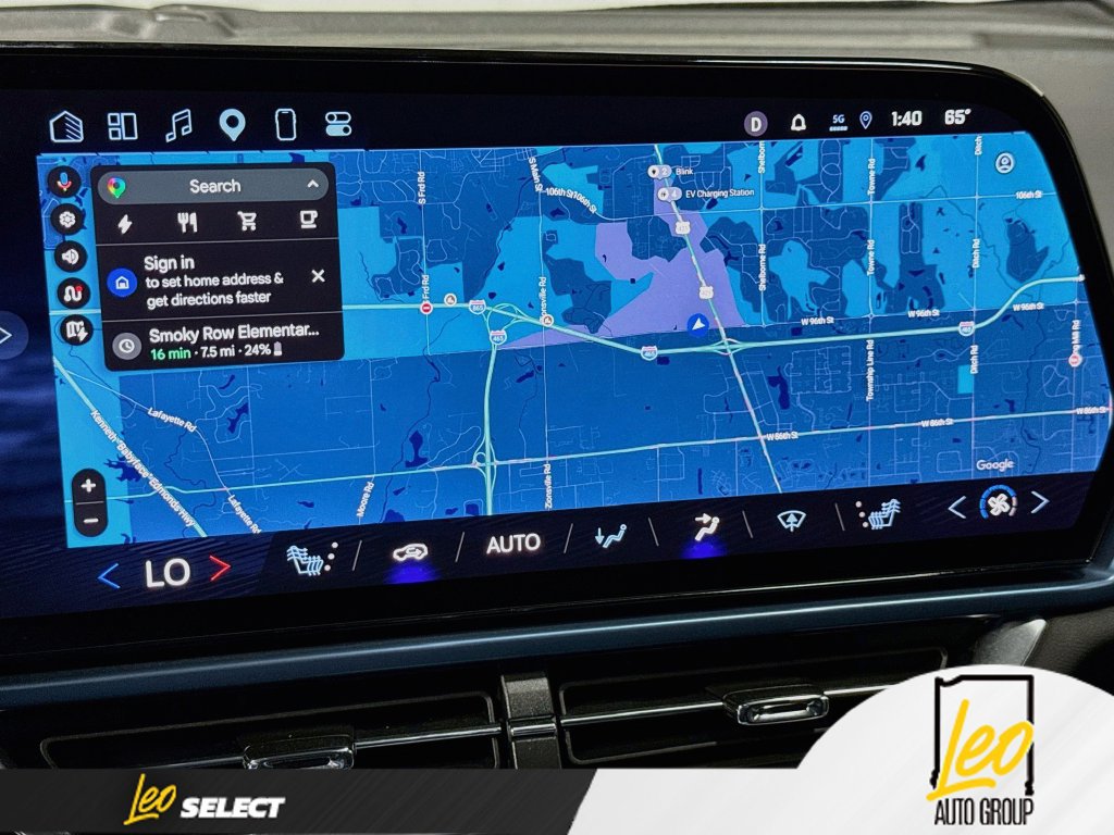 Used 2024 Chevrolet Equinox EV LT w/ LPO, Interior Storage Package FWD image 15
