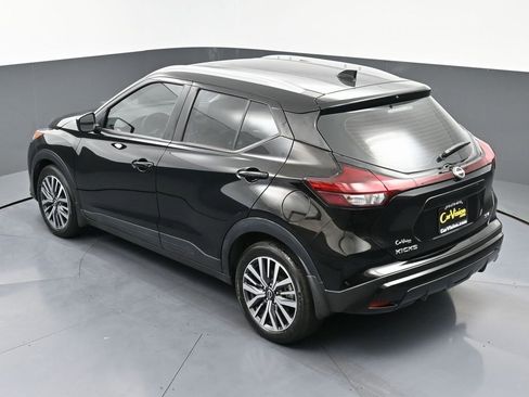 Used 2023 Nissan Kicks SV image 44