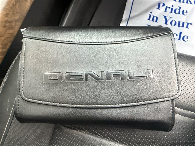 Used 2018 GMC Yukon Denali w/ Open Road Package AWD/4WD image 42