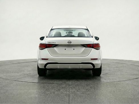 Used 2025 Nissan Sentra SV image 7