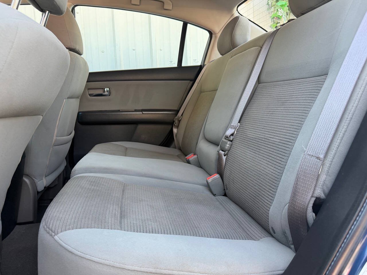 Used 2011 Nissan Sentra 2.0 S w/ Convenience Pkg FWD image 19