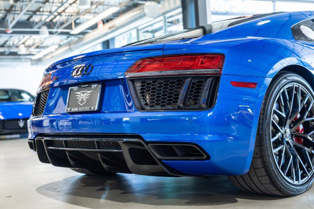 Used 2018 Audi R8 V10 AWD/4WD image 30