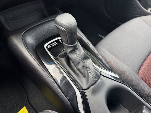 Certified 2025 Toyota Corolla SE FWD image 17