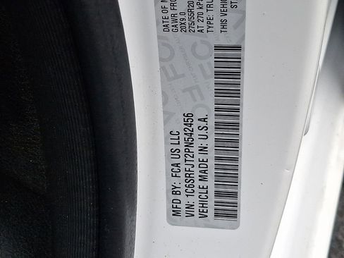 Used 2023 RAM 1500 Laramie AWD/4WD image 28