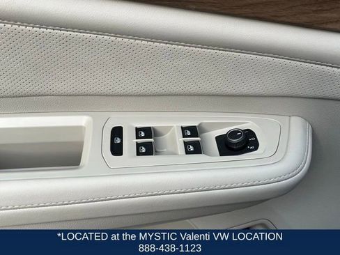 Certified 2024 Volkswagen Atlas SE image 35