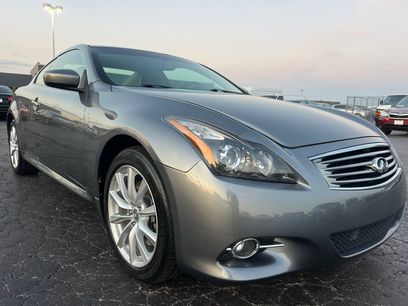 Used 2011 INFINITI G37 x w/ Premium Pkg