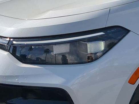 New 2026 Volkswagen Tiguan SEL R-Line AWD/4WD image 7