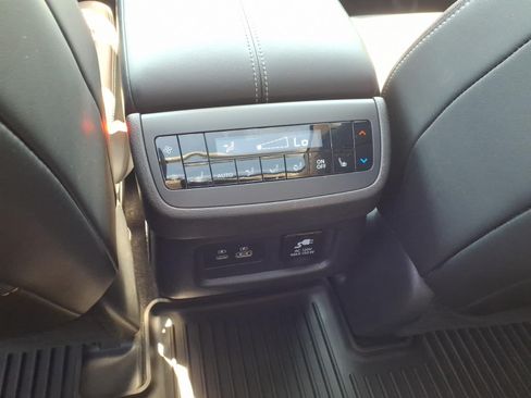 Used 2022 Nissan Pathfinder Platinum w/ Cargo Package AWD/4WD image 15