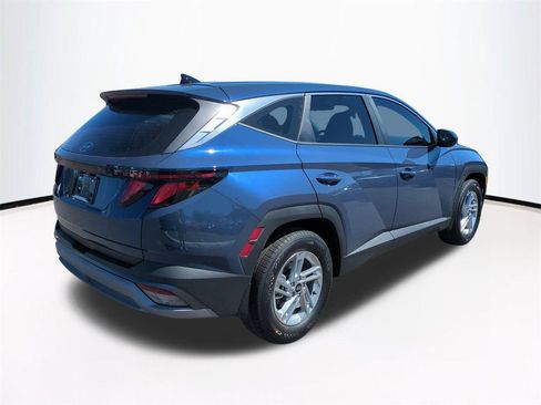 New 2026 Hyundai Tucson SE image 5