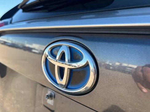 Used 2023 Toyota RAV4 XSE AWD/4WD image 14