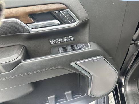 Certified 2024 Chevrolet Silverado 1500 High Country w/ Midnight Edition image 14