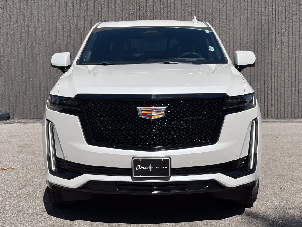 Used 2022 Cadillac Escalade Sport Platinum AWD/4WD image 4