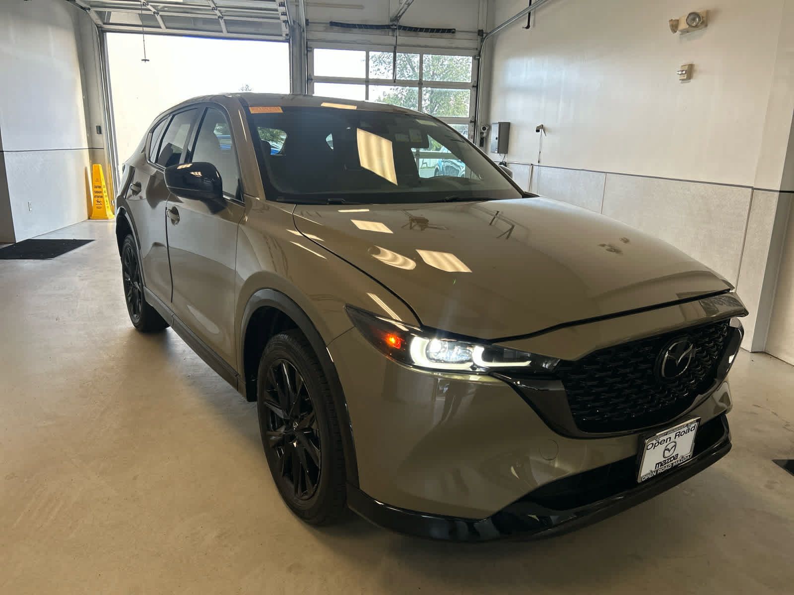 Certified 2024 MAZDA CX-5 Carbon Edition AWD/4WD image 8