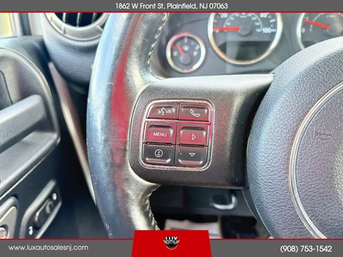 Used 2015 Jeep Wrangler Unlimited Sport w/ Quick Order Package 24S AWD/4WD image 30