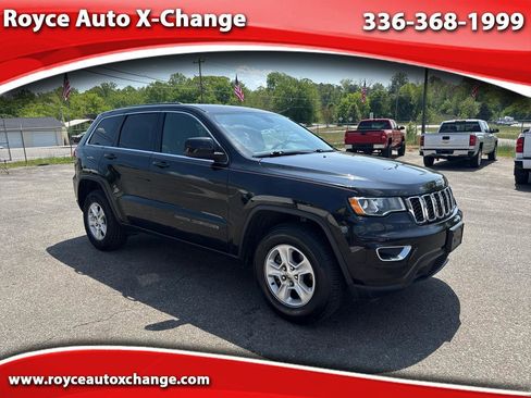 Used 2017 Jeep Grand Cherokee Laredo AWD/4WD image 1