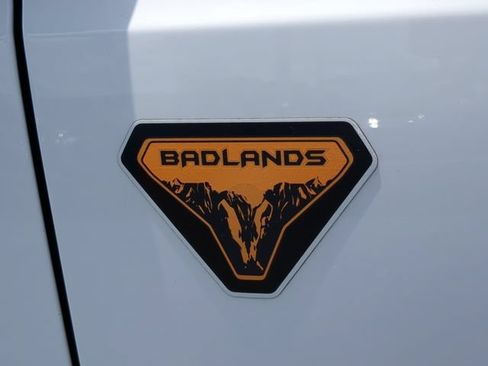 Used 2022 Ford Bronco Badlands AWD/4WD image 14