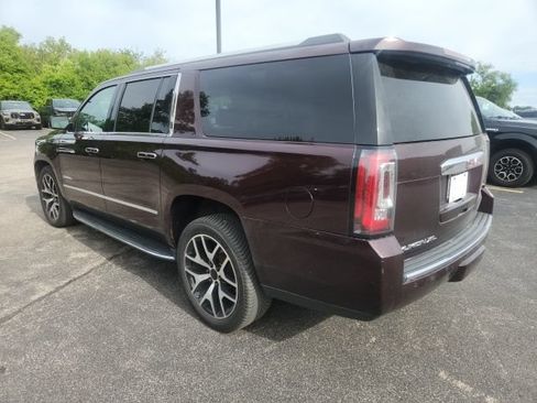 Used 2017 GMC Yukon XL Denali w/ Open Road Package AWD/4WD image 7