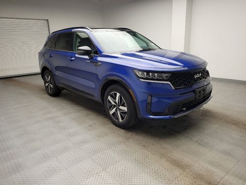 Used 2022 Kia Sorento S w/ Panoramic Sunroof Package image 13
