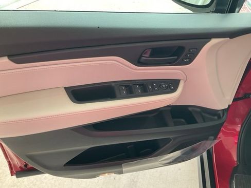 New 2026 Honda Odyssey EX-L image 5