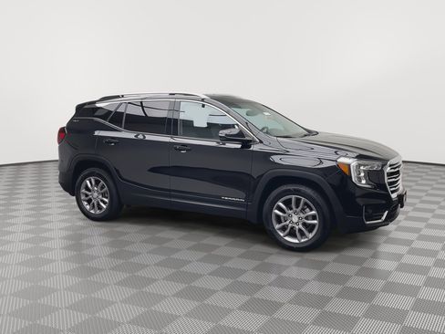 Certified 2024 GMC Terrain SLT image 41