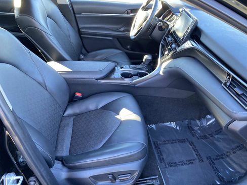 Used 2023 Toyota Camry XSE image 19