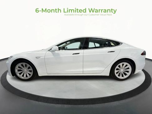 Used 2016 Tesla Model S 70D image 4