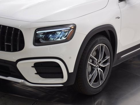 New 2026 Mercedes-Benz GLB 35 AMG 4MATIC image 10