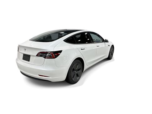 Certified 2023 Tesla Model 3 Standard Range RWD image 6