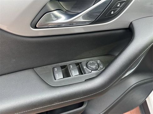 Used 2021 Chevrolet Blazer LT image 11