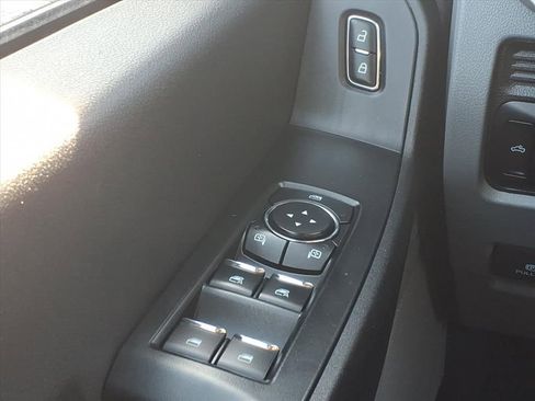 Used 2023 Ford F350 XL image 12