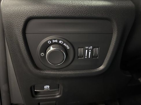 New 2026 Jeep Grand Cherokee Laredo AWD/4WD image 16