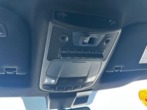 Used 2022 Ford F250 Platinum w/ FX4 Off-Road Package image 76