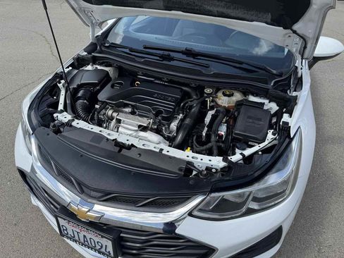 Used 2019 Chevrolet Cruze LS image 42