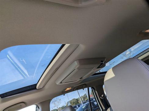 Used 2020 Honda Pilot Elite image 27