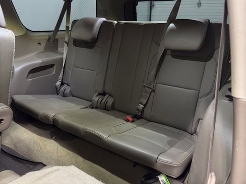 Used 2016 Chevrolet Suburban LTZ image 30