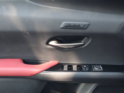 Used 2023 Lexus UX 250h F Sport FWD image 12
