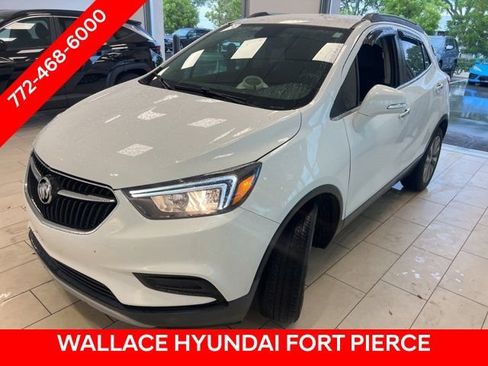 Used 2019 Buick Encore Preferred FWD image 1