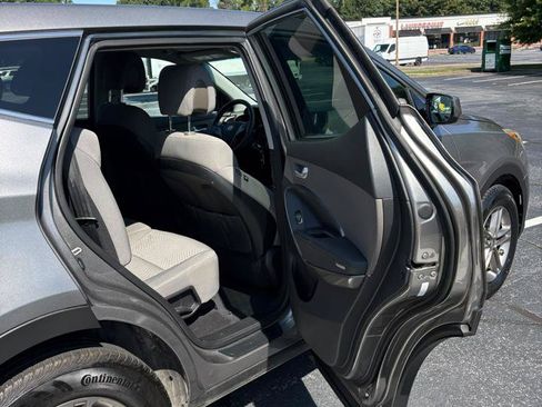 Used 2018 Hyundai Santa Fe Sport AWD/4WD image 13