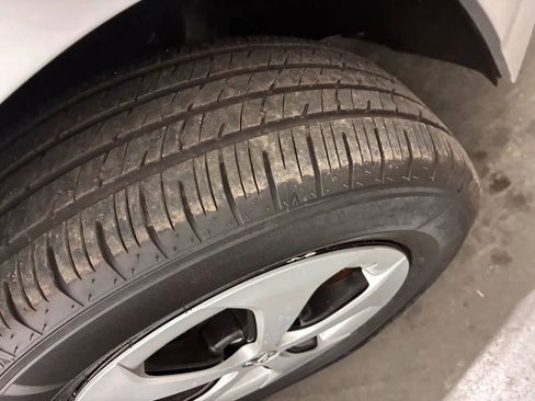 Used 2012 Toyota Prius Two image 29