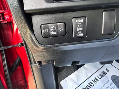 Used 2016 Toyota Tacoma TRD Sport w/ Towing Package AWD/4WD image 21