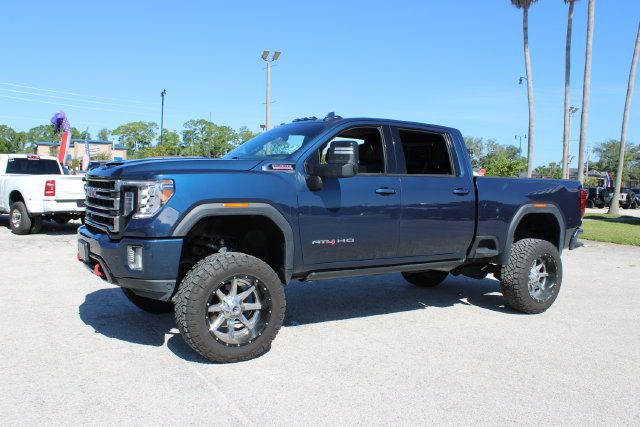 Used 2021 GMC Sierra 3500 AT4 w/ AT4 Premium Plus Package AWD/4WD image 5