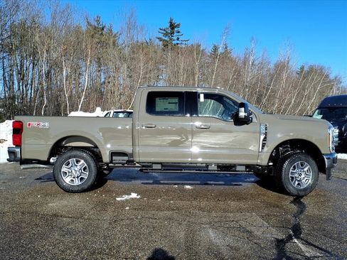 New 2026 Ford F250 Lariat w/ Lariat Premium Package image 4