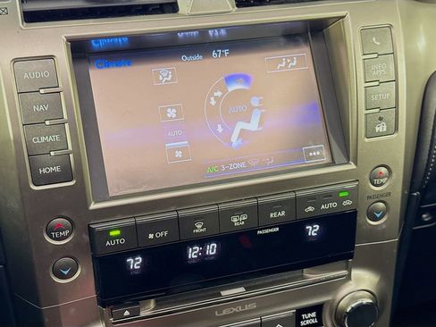 Used 2017 Lexus GX 460 Premium w/ Premium Package image 16